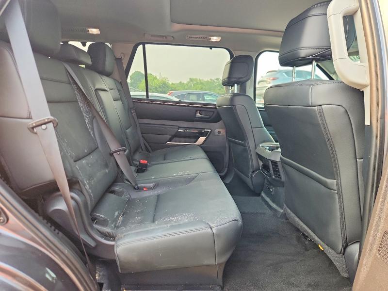Photo 11 from auction – 2024 TOYOTA SEQUOIA with VIN 7SVAAABA6RX021815