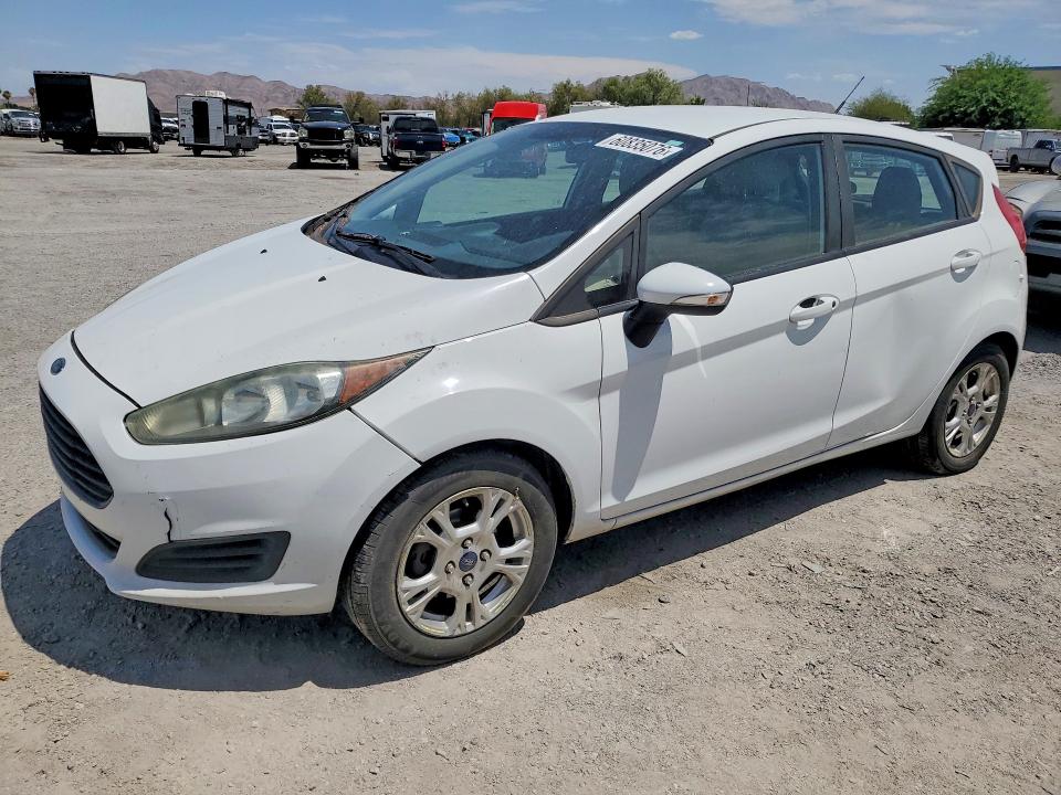 FORD FIESTA 2015 con VIN 3FADP4EJ3FM146068 - Foto de la subasta