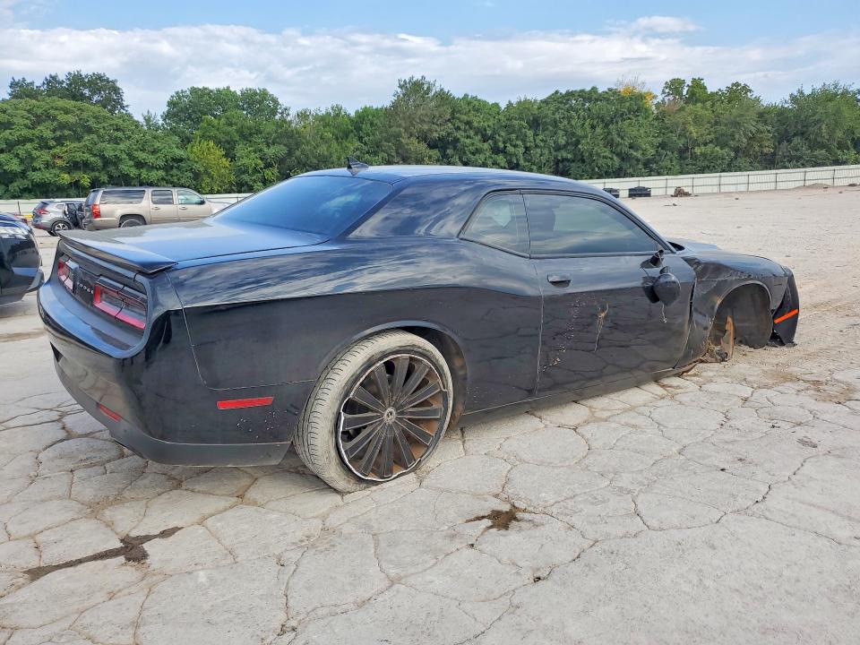 Photo 3 from auction – 2015 DODGE CHALLENGER with VIN 2C3CDZAG6FH712877