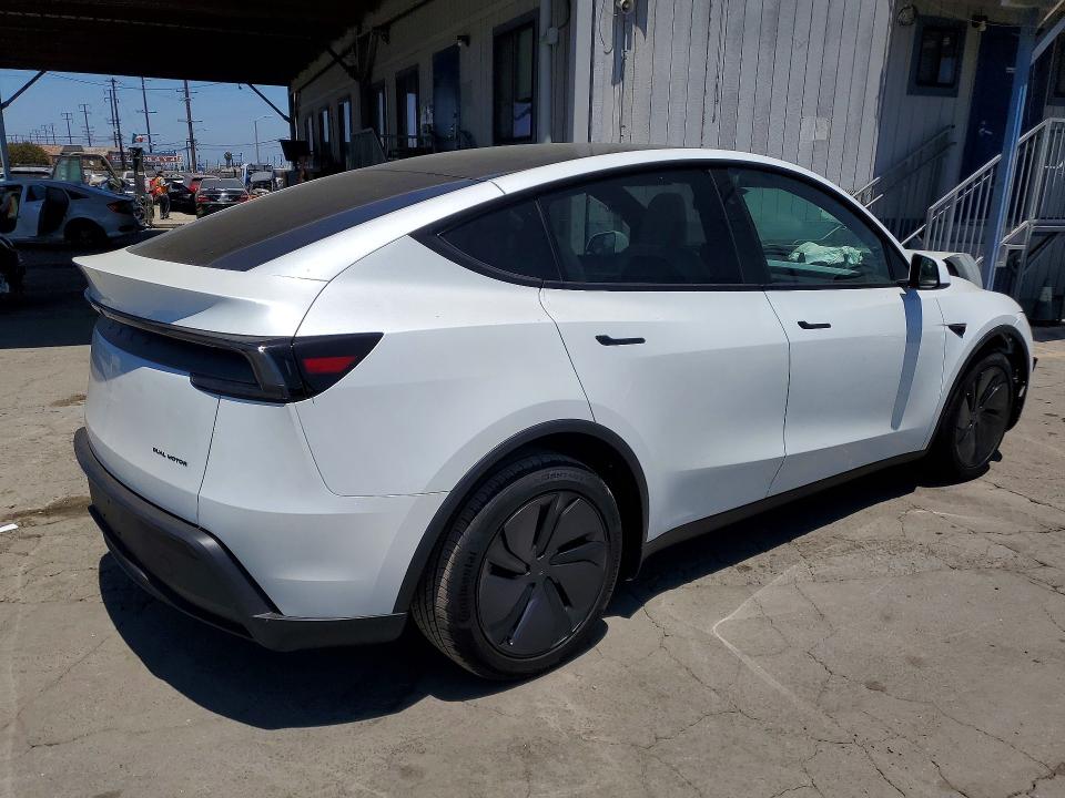 Photo 3 from auction – 2026 TESLA MODEL Y with VIN 7SAYGAEE1TF659089