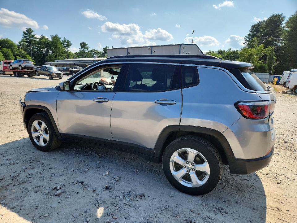 Photo 2 from auction – 2018 JEEP COMPASS with VIN 3C4NJDBB9JT115306