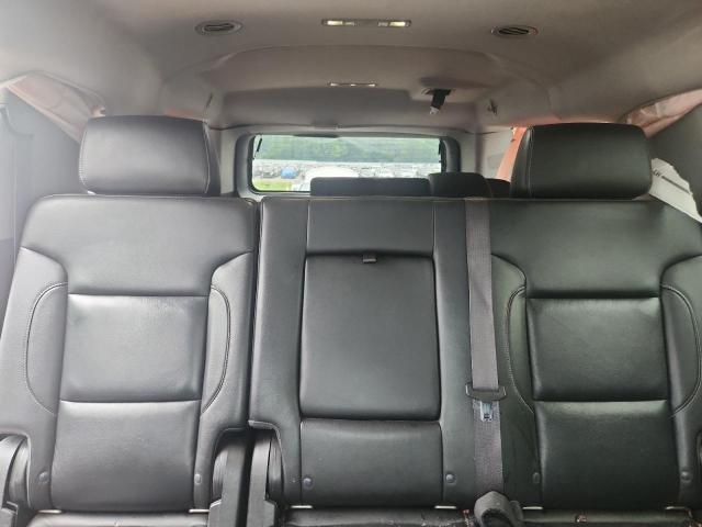 Photo 10 from auction – 2015 CHEVROLET SUBURBAN with VIN 1GNSKJKC4FR640787