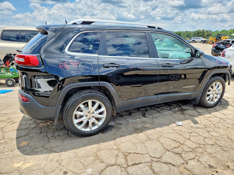 Photo 3 from auction – 2017 JEEP CHEROKEE with VIN 1C4PJMDS3HW556455