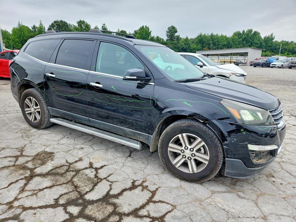 Photo 4 from auction – 2017 CHEVROLET TRAVERSE with VIN 1GNKRGKD2HJ259934