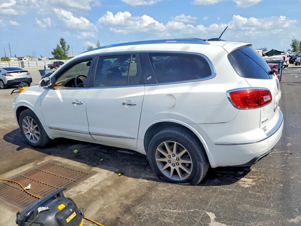 Photo 2 from auction – 2017 BUICK ENCLAVE with VIN 5GAKRBKDXHJ177382