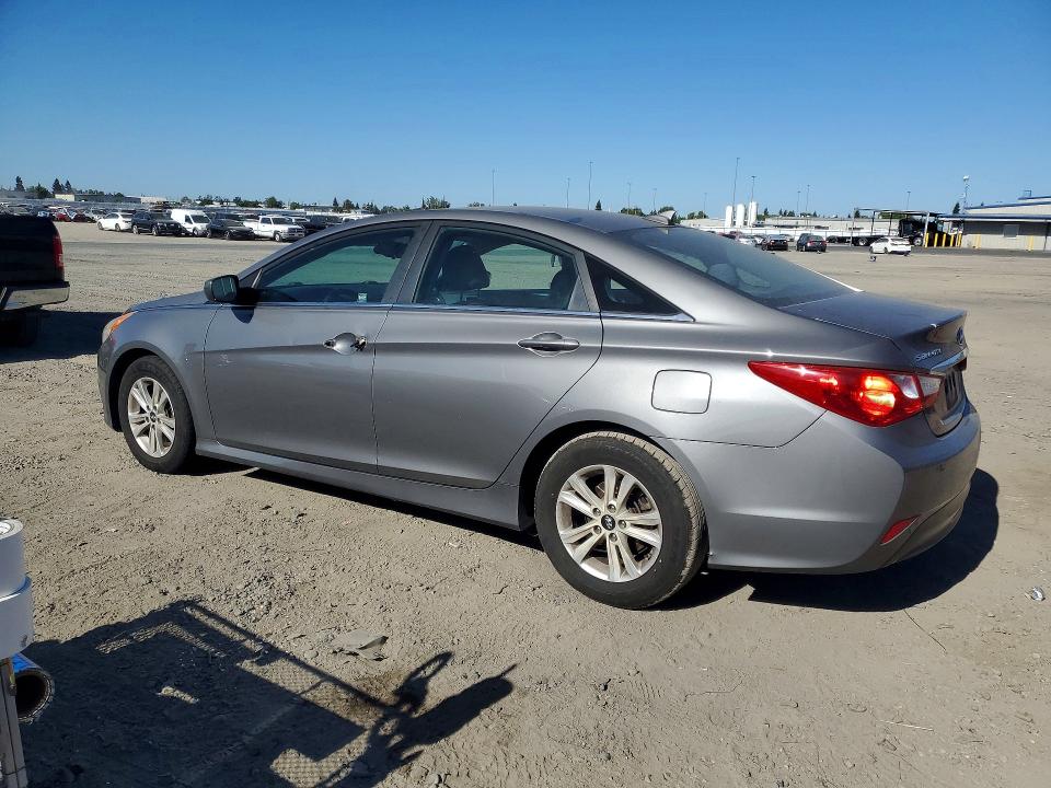 Photo 2 from auction – 2014 HYUNDAI SONATA with VIN 5NPEB4AC2EH880161