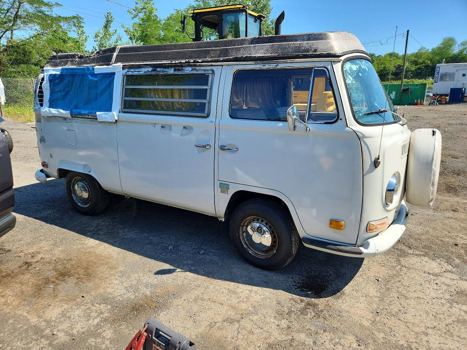 Photo 4 from auction – 1970 VOLKSWAGEN TRANSORTER with VIN 2312012756