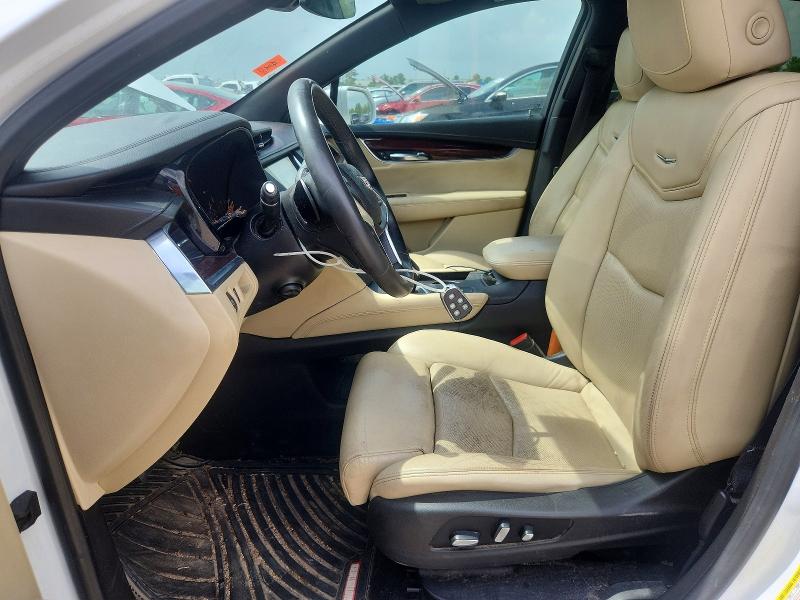 Photo 7 from auction – 2017 CADILLAC XT5 with VIN 1GYKNBRS8HZ172563