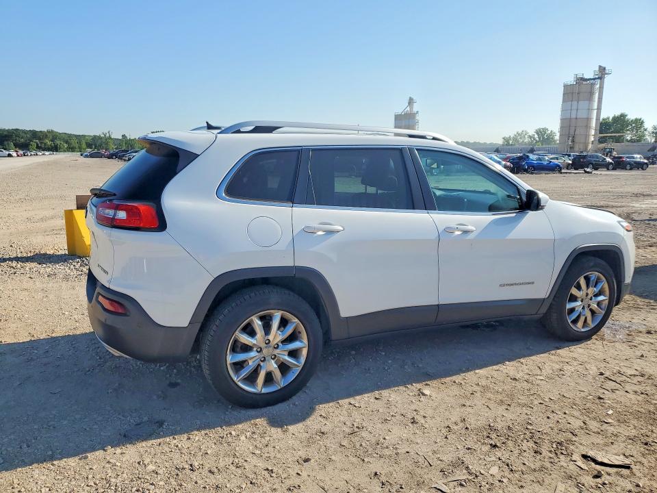 Photo 3 from auction – 2015 JEEP CHEROKEE with VIN 1C4PJMDS7FW599581