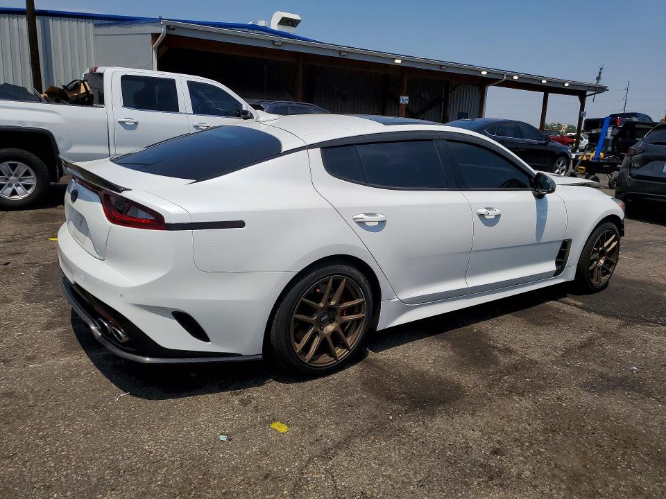 Photo 3 from auction – 2019 KIA STINGER with VIN KNAE55LC4K6058278