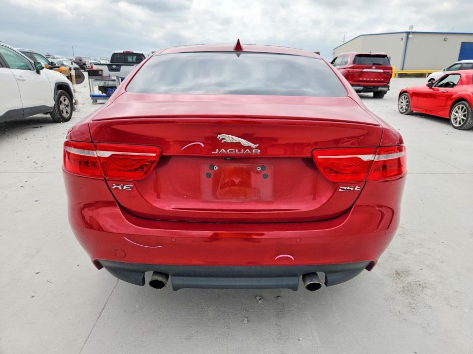 Photo 6 from auction – 2018 JAGUAR XE with VIN SAJAF4FX7JCP37728