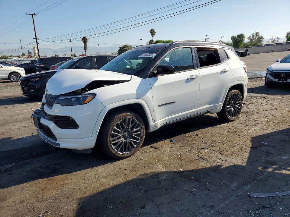 JEEP COMPASS 2022 with VIN 3C4NJDCB0NT141197 - Photo from auction