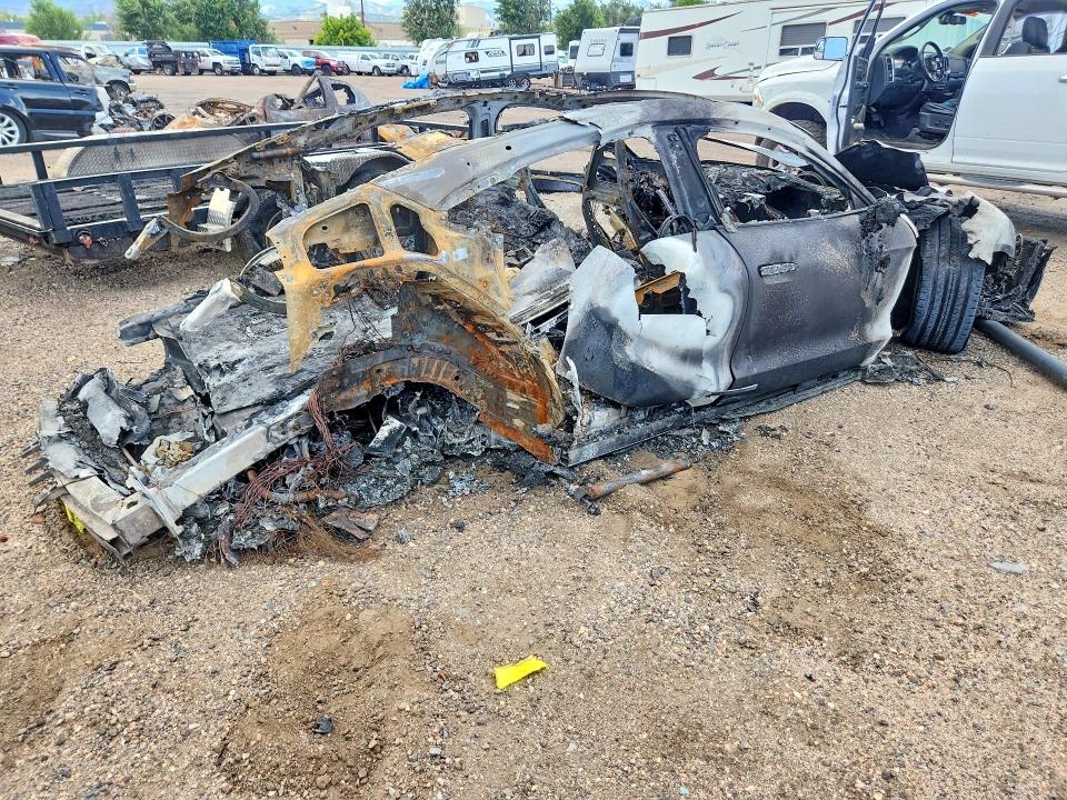Photo 3 from auction – 2020 PORSCHE TAYCAN with VIN WP0AC2Y18LSA70717
