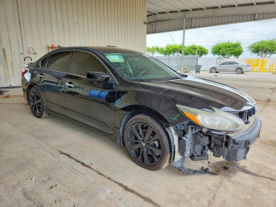 Снимка 4 от търг – 2017 NISSAN ALTIMA с VIN 1N4AL3AP1HC258617