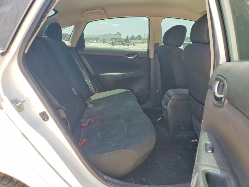 Photo 11 from auction – 2018 NISSAN SENTRA with VIN 3N1AB7AP3JY295608