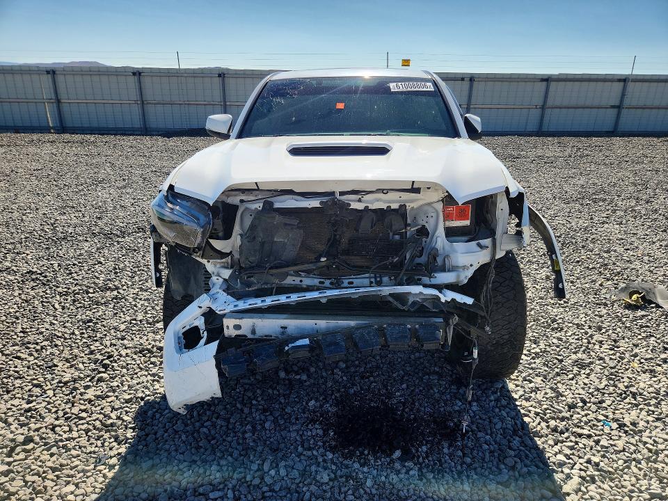 Photo 5 from auction – 2017 TOYOTA TACOMA with VIN 3TMCZ5AN9HM056540
