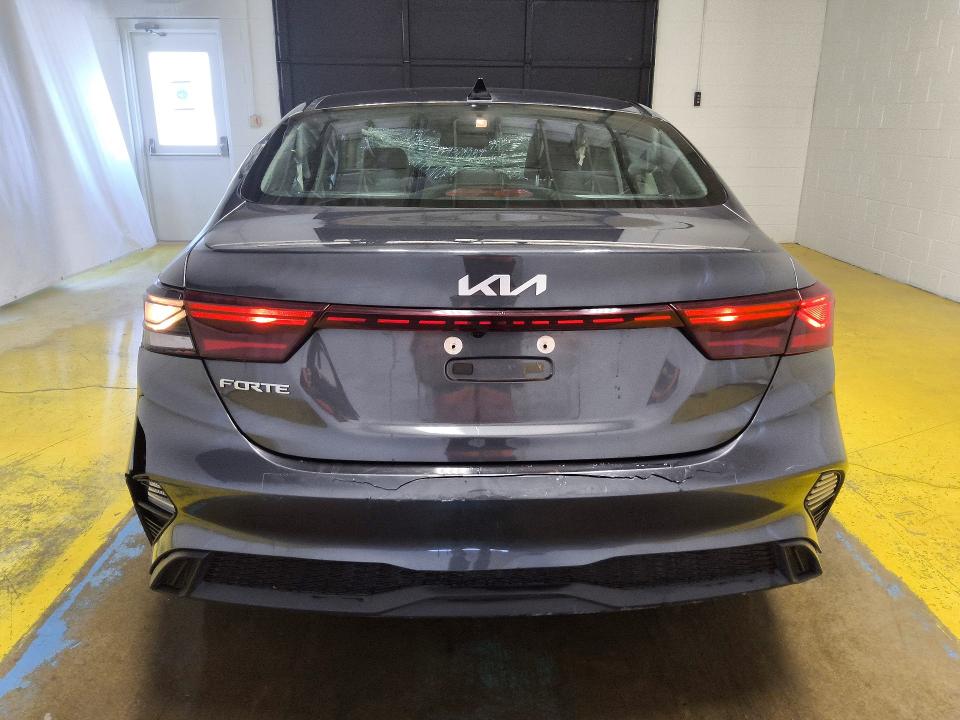 Photo 6 from auction – 2023 KIA FORTE with VIN 3KPF24AD1PE504894