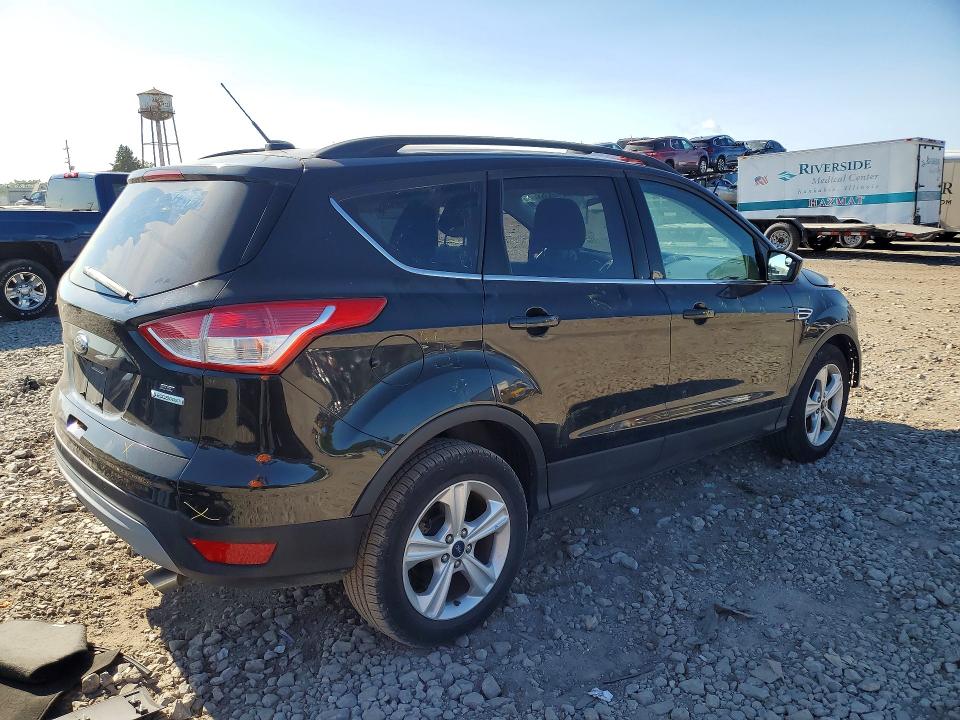 Photo 3 from auction – 2014 FORD ESCAPE with VIN 1FMCU0GX2EUB40700