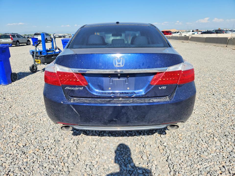 Photo 6 from auction – 2014 HONDA ACCORD with VIN 1HGCR3F86EA031533