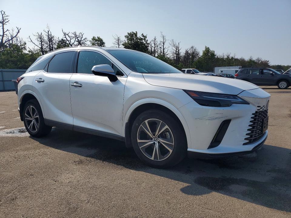 Photo 4 from auction – 2023 LEXUS RX 350 with VIN 2T2BAMCA1PC028239