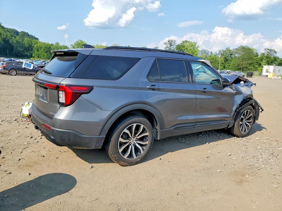Photo 3 from auction – 2025 FORD EXPLORER with VIN 1FMUK8KH7SGB50237