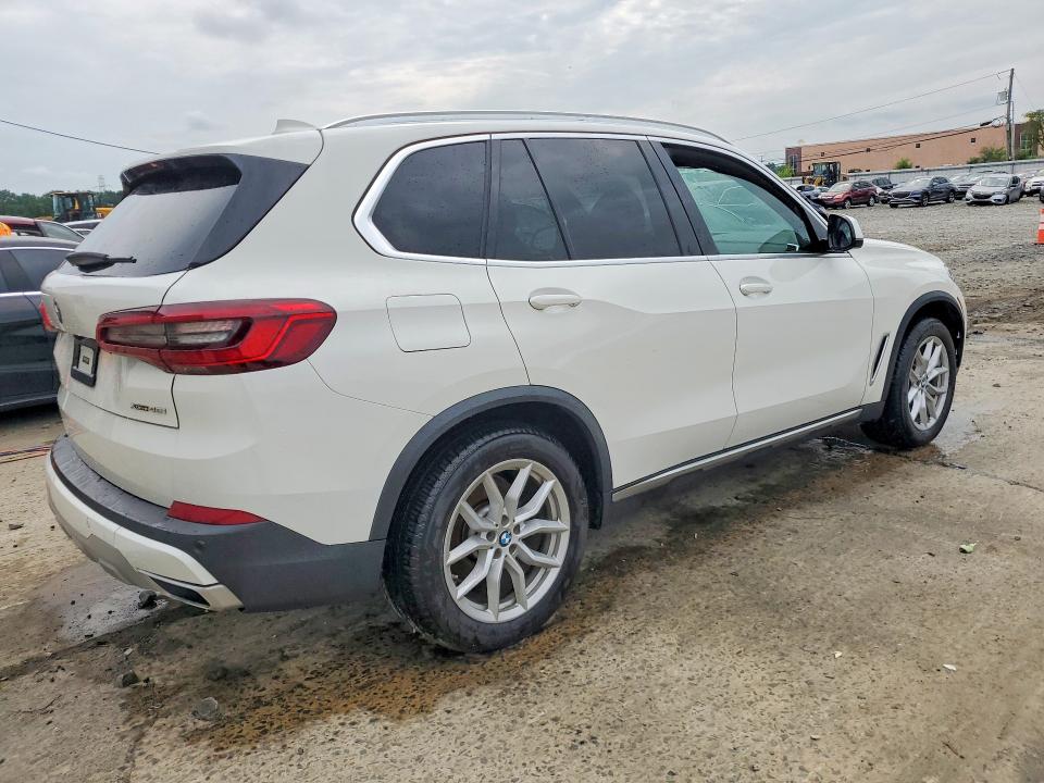 Photo 3 from auction – 2019 BMW X5 with VIN 5UXCR6C59KLL53771