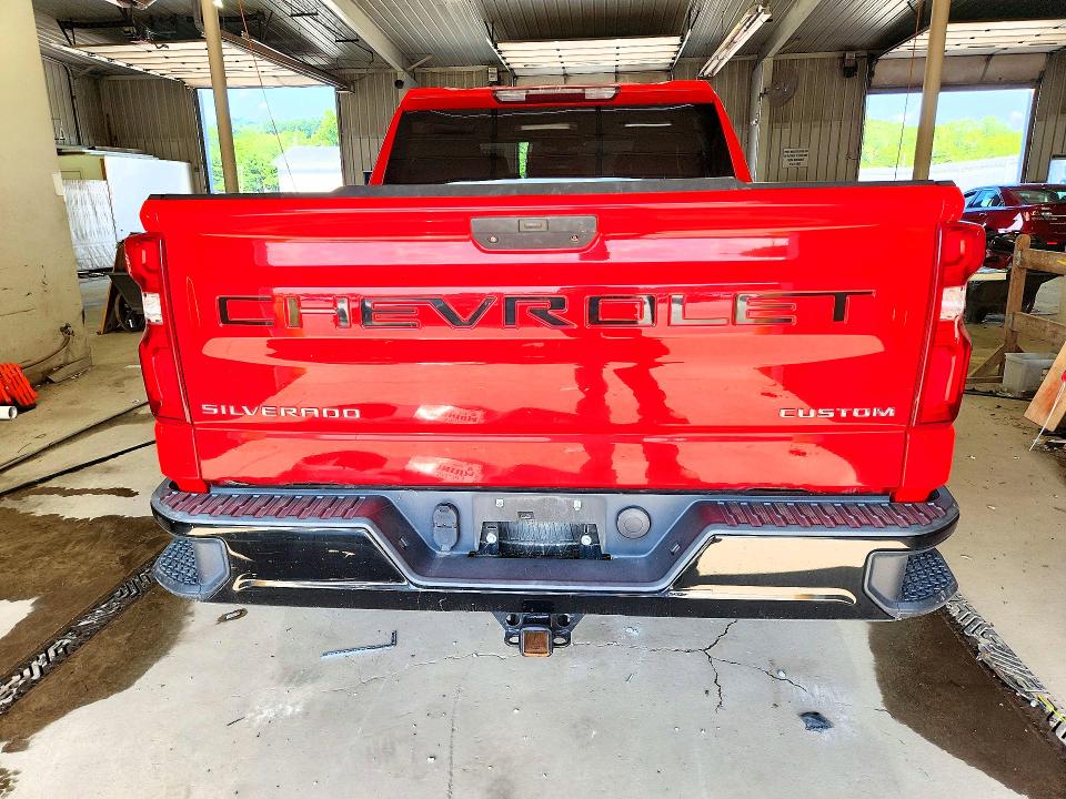 Photo 6 from auction – 2019 CHEVROLET SILVERADO with VIN 3GCPYCEH6KG127826
