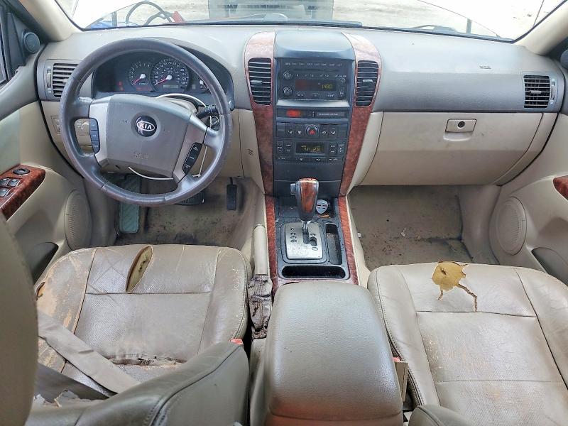 Photo 8 from auction – 2005 KIA SORENTO with VIN KNDJD733455386665