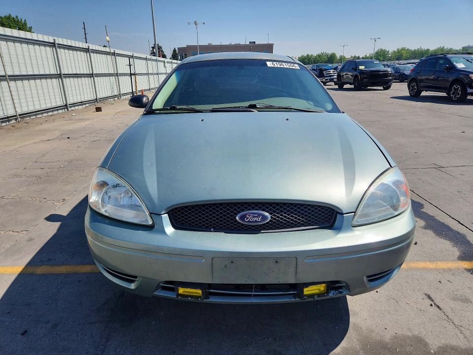 Photo 5 from auction – 2005 FORD TAURUS with VIN 1FAFP53255A240121