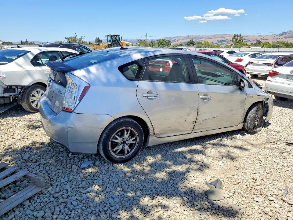 Photo 3 from auction – 2010 TOYOTA PRIUS with VIN JTDKN3DU7A1268578