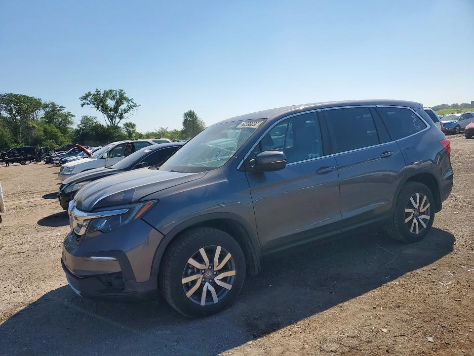 HONDA PILOT 2019 with VIN 5FNYF6H51KB065240 - Photo from auction