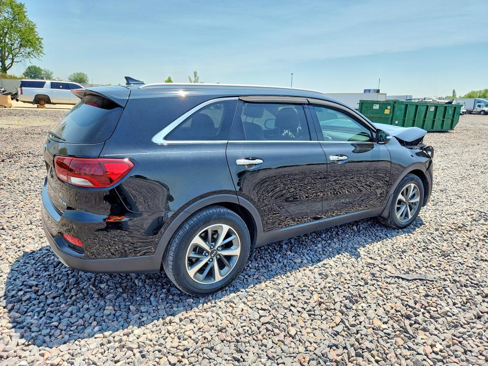 Photo 3 from auction – 2019 KIA SORENTO with VIN 5XYPH4A57KG439640