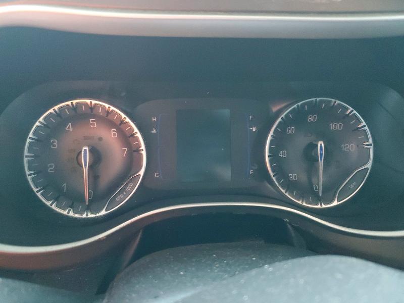 Photo 9 from auction – 2017 CHRYSLER PACIFICA with VIN 2C4RC1DG6HR503920