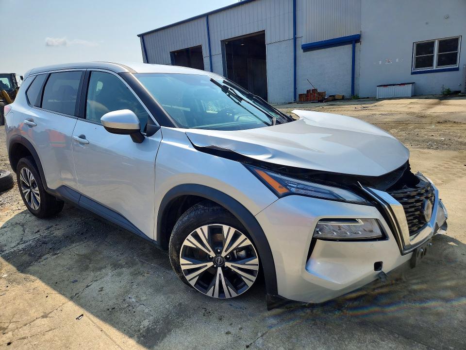 Photo 4 from auction – 2023 NISSAN ROGUE with VIN 5N1BT3BB6PC945863
