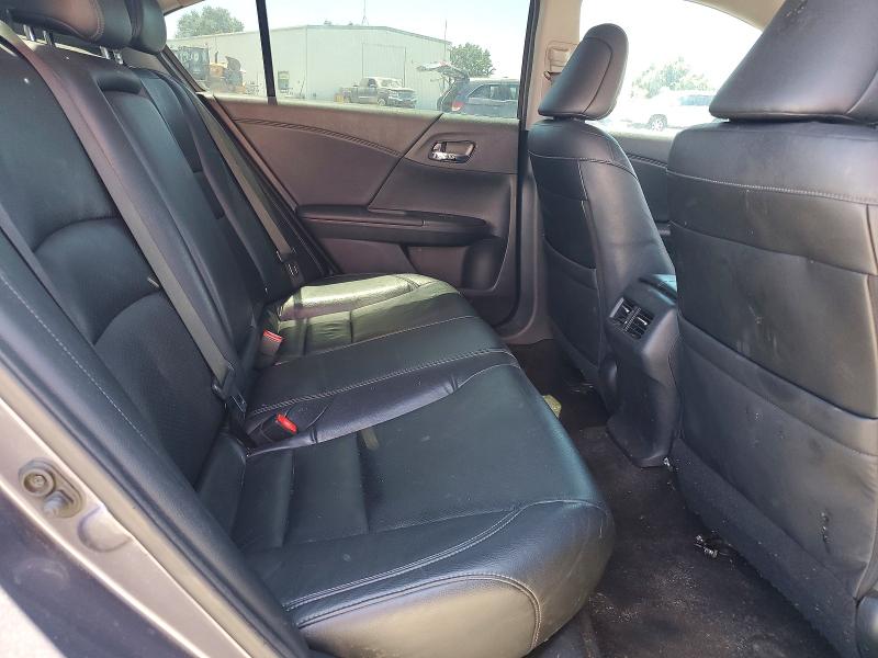 Photo 10 from auction – 2016 HONDA ACCORD with VIN 1HGCR3F80GA007912