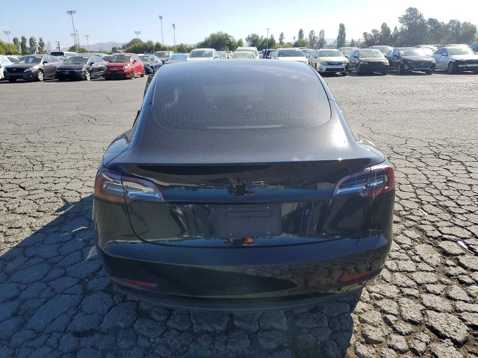 Photo 6 from auction – 2019 TESLA MODEL 3 with VIN 5YJ3E1EA1KF421123