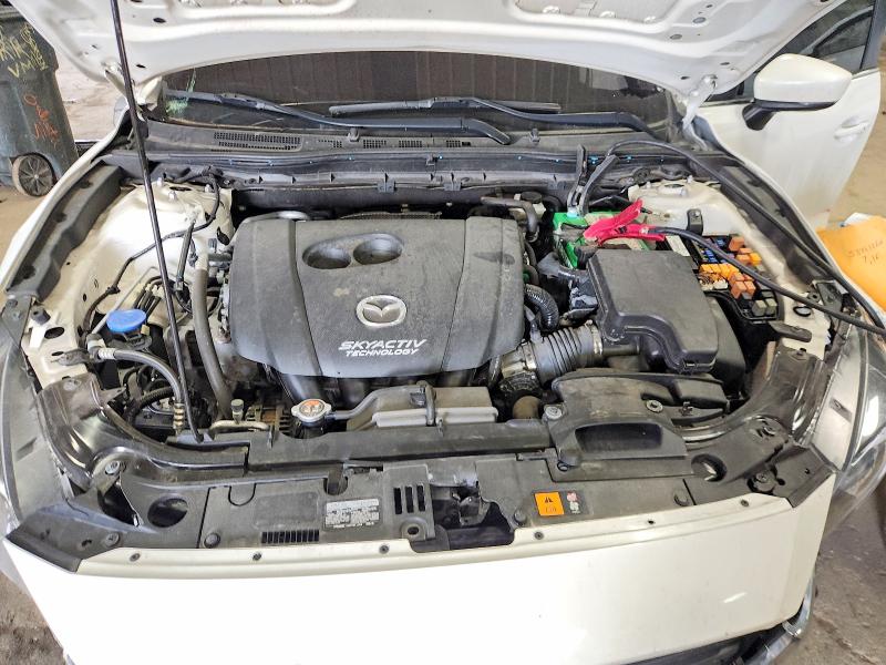 Photo 11 from auction – 2018 MAZDA 3 with VIN 3MZBN1V33JM233482