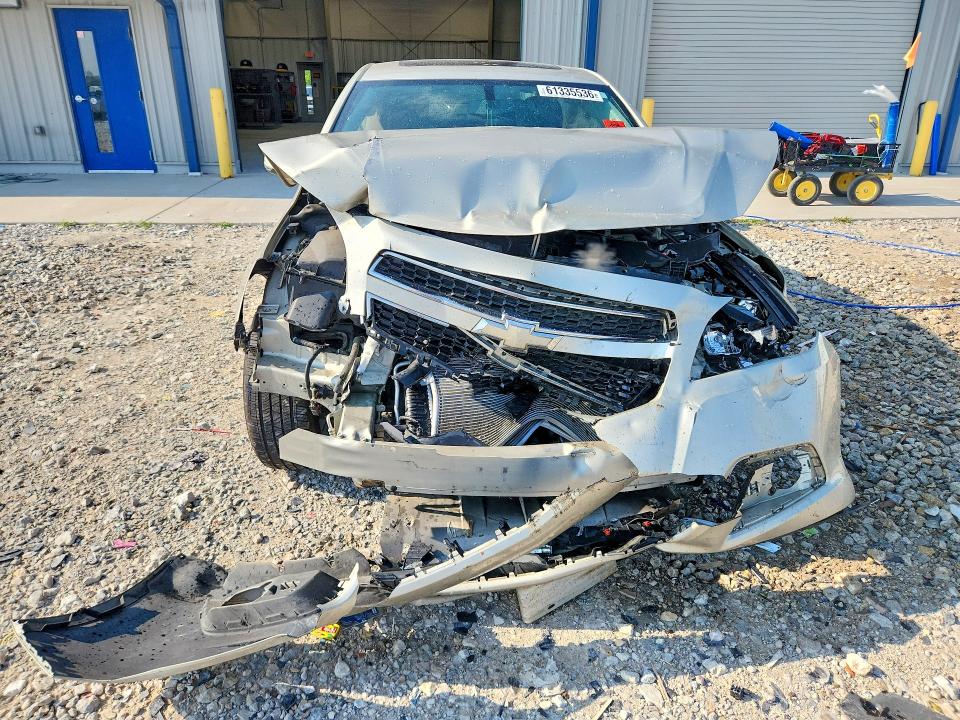 Photo 5 from auction – 2013 CHEVROLET MALIBU with VIN 1G11C5SA0DF242944