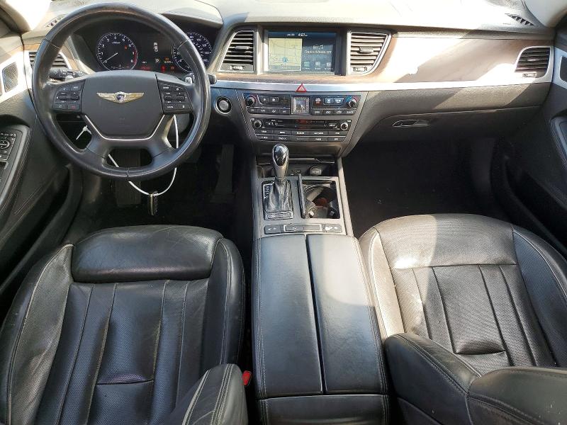 Photo 8 from auction – 2015 HYUNDAI GENESIS with VIN KMHGN4JF9FU028533