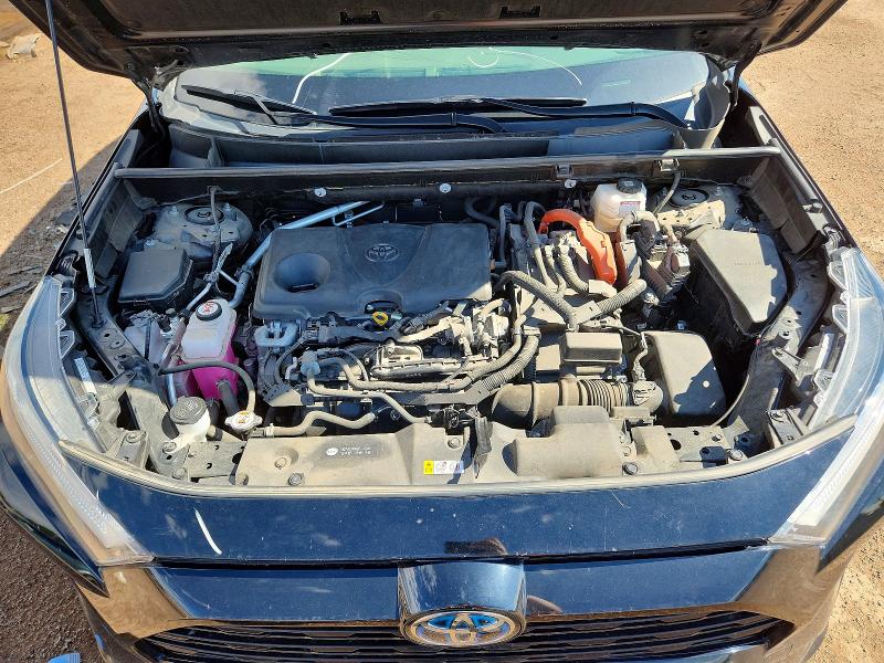 Photo 12 from auction – 2022 TOYOTA RAV4 with VIN JTM16RFV6ND064070