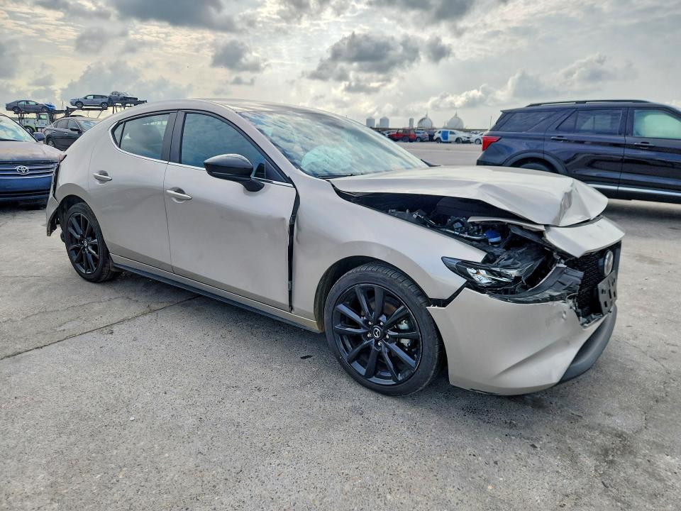 Photo 4 from auction – 2024 MAZDA 3 with VIN JM1BPAKM7R1713124