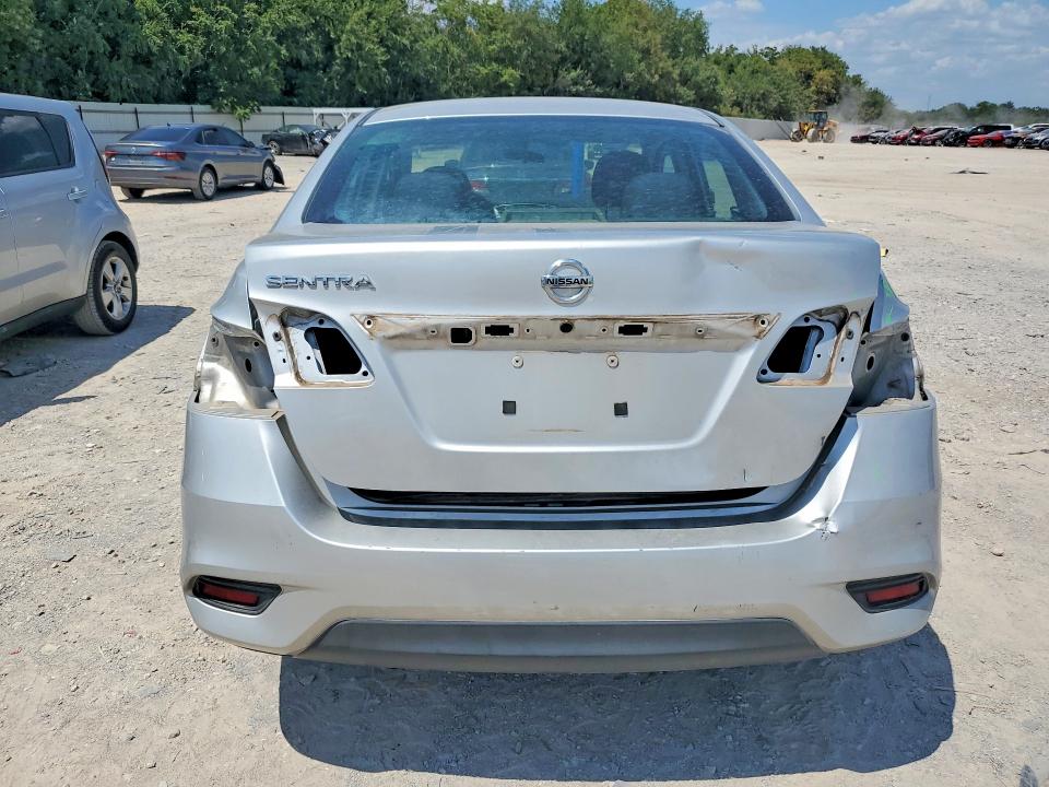 Photo 6 from auction – 2018 NISSAN SENTRA with VIN 3N1AB7AP6JY202449