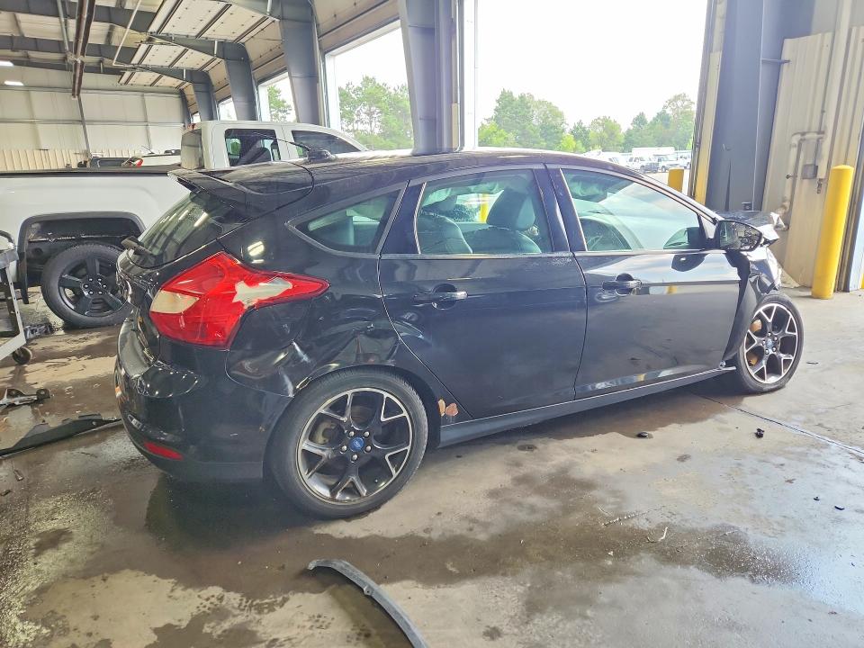 Photo 3 from auction – 2013 FORD FOCUS with VIN 1FADP3K24DL107558