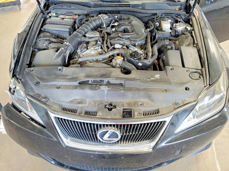 Photo 11 from auction – 2007 LEXUS IS with VIN JTHBE262675013636