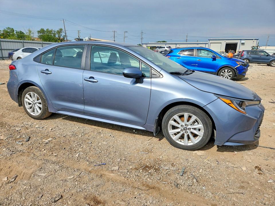 Photo 4 from auction – 2025 TOYOTA COROLLA with VIN 5YFB4MDE9SP231627