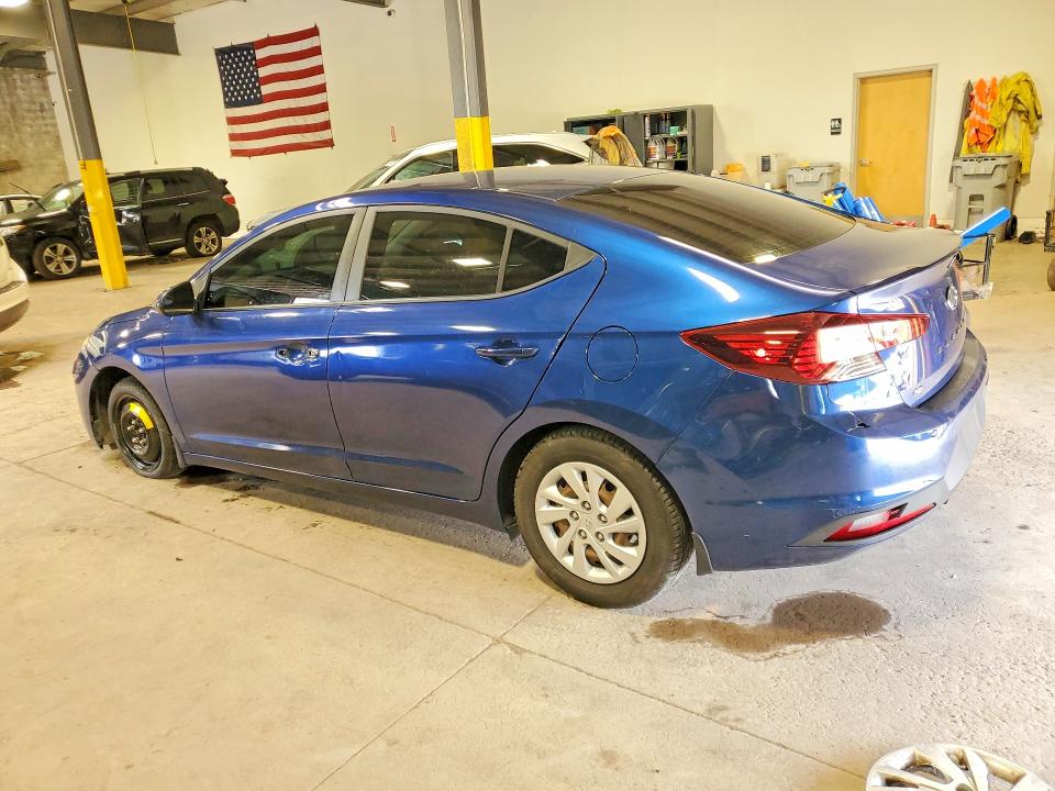 Снимка 2 от търг – 2019 HYUNDAI ELANTRA с VIN 5NPD74LF0KH481636