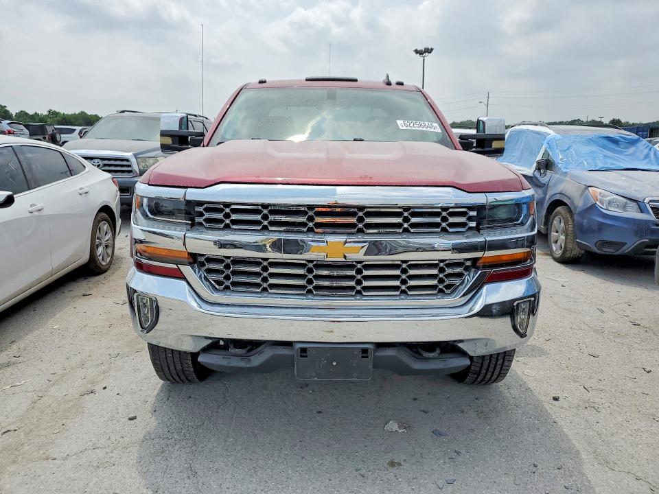 Photo 5 from auction – 2018 CHEVROLET SILVERADO with VIN 3GCUKREC1JG343366