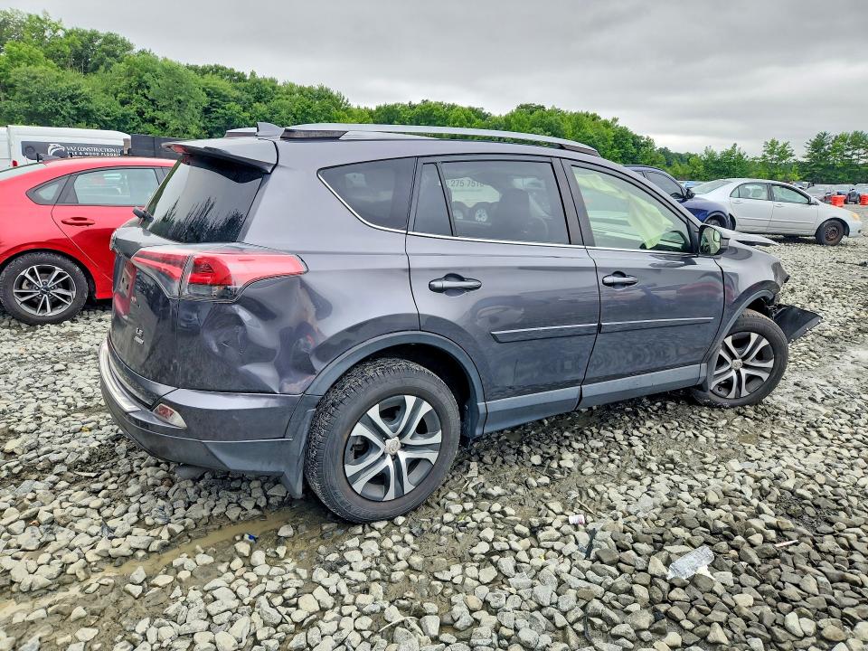 Photo 3 from auction – 2017 TOYOTA RAV4 with VIN JTMBFREV0HJ150888