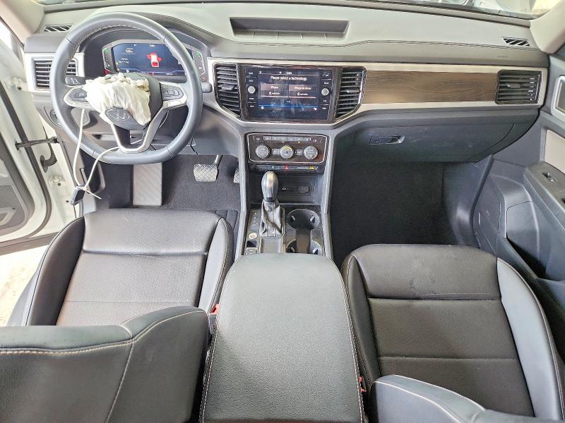 Photo 8 from auction – 2023 VOLKSWAGEN ATLAS with VIN 1V2JR2CA5PC554149