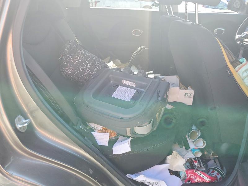 Photo 10 from auction – 2019 KIA SOUL with VIN KNDJN2A2XK7021207